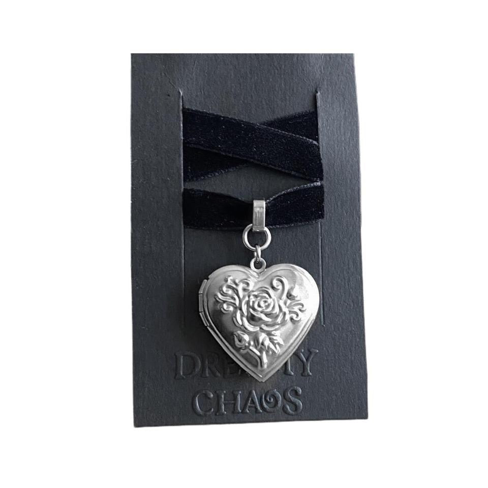 heart rose locket velvet choker