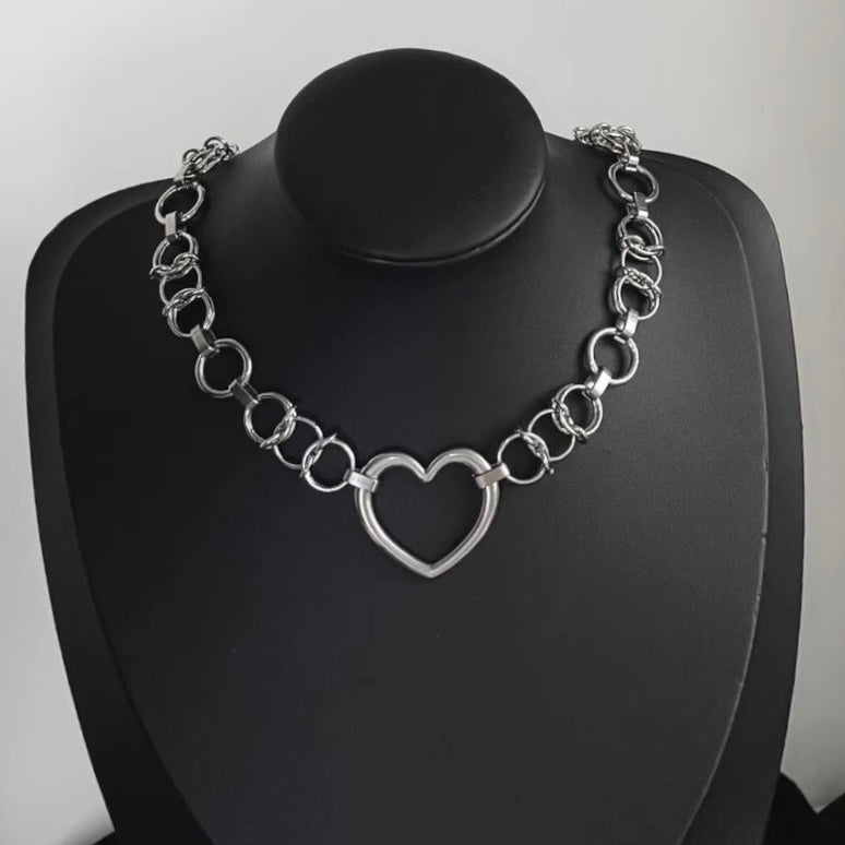 „hollow heart“ necklace V2