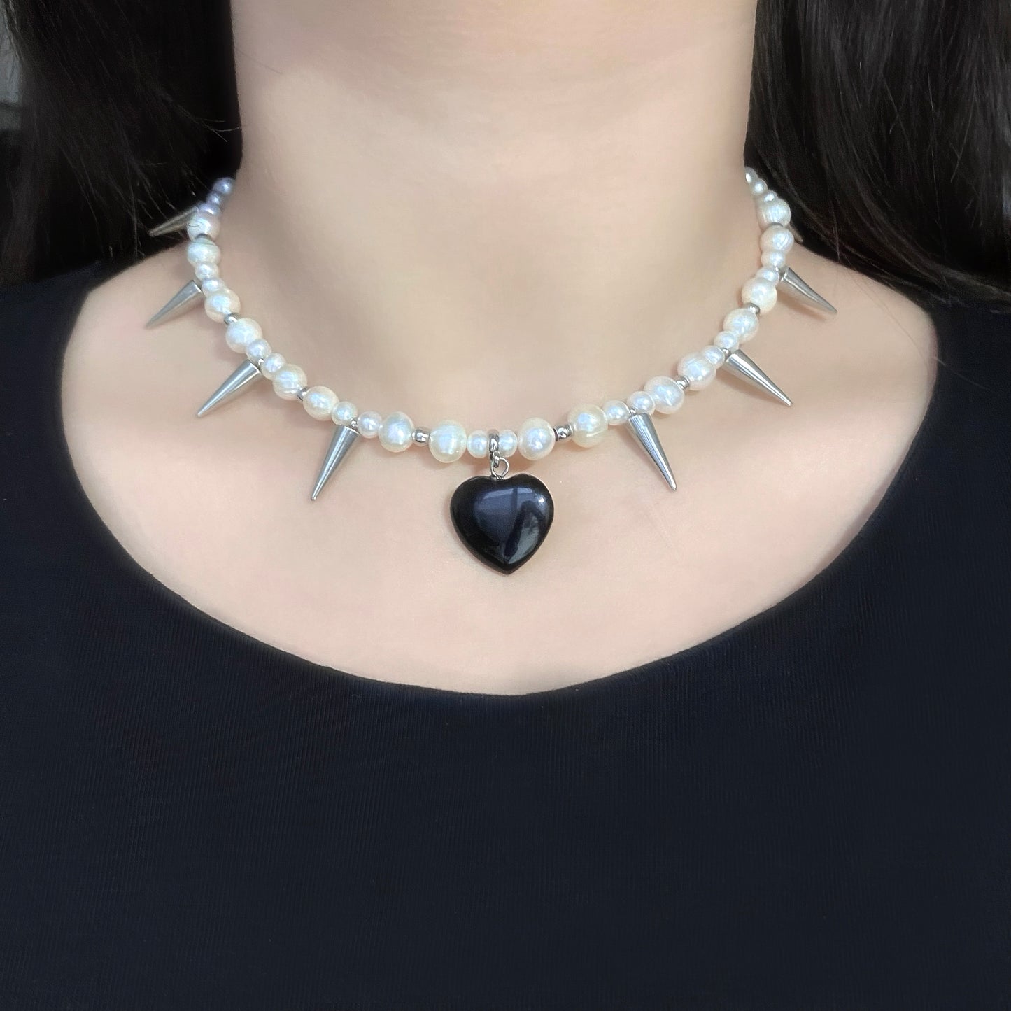 spikey heart necklace